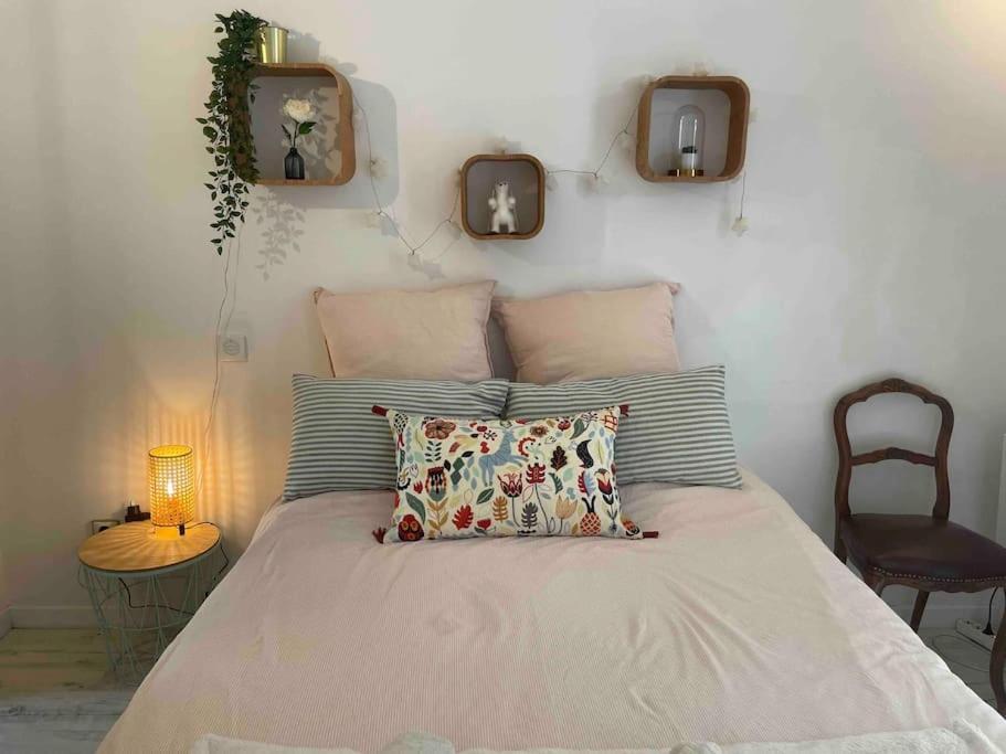 Charming Studio To Venelles 10 Minutes From Aix Eksteriør billede